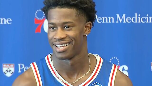 La Promesa de VJ Edgecombe Brilla en los Sixers