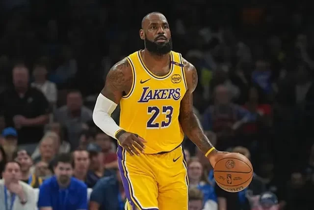 LeBron James en el centro de la tormenta