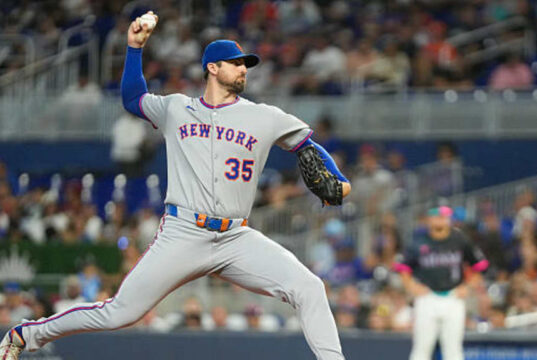 Los New York Mets Aumentan la Presión sobre los Rojos de Cincinnati Los New York Mets Aumentan la Presión sobre los Rojos de Cincinnati en la Lucha por el Comodín