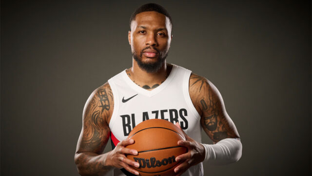 Lillard, preparado para asumir un rol de azers Lillard, preparado para asumir un rol de "asistente" en los BlazersDamian Lillard ha regresado a los Portland Trail Blazers