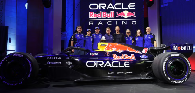 Red Bull F1 se adelanta al resto y presenta los colores de Max Verstappen y Hadjar para la temporada 2026