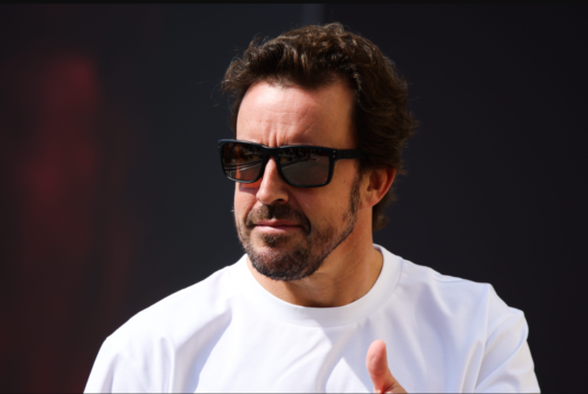 Fernando Alonso: Más que un piloto, leyenda en búsqueda de redención Fernando Alonso